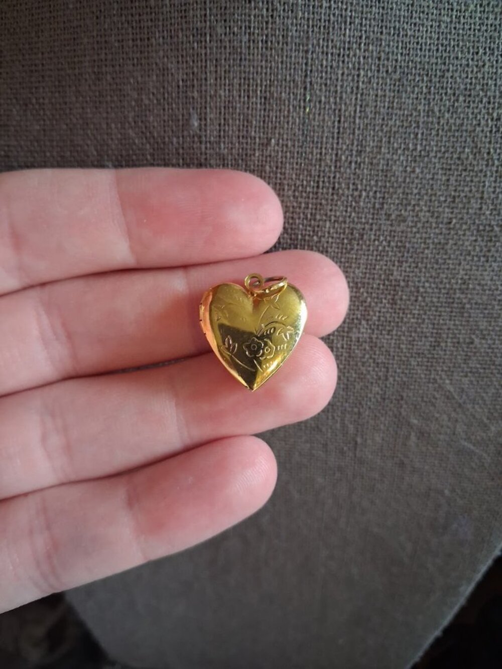 Small Locket pendant